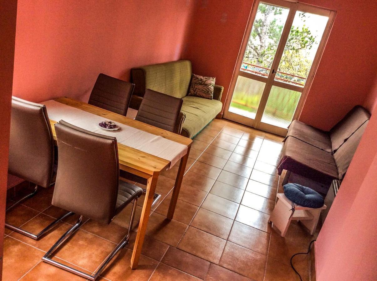 Yellow House Experience Aparthotel Pag Island Bagian luar foto