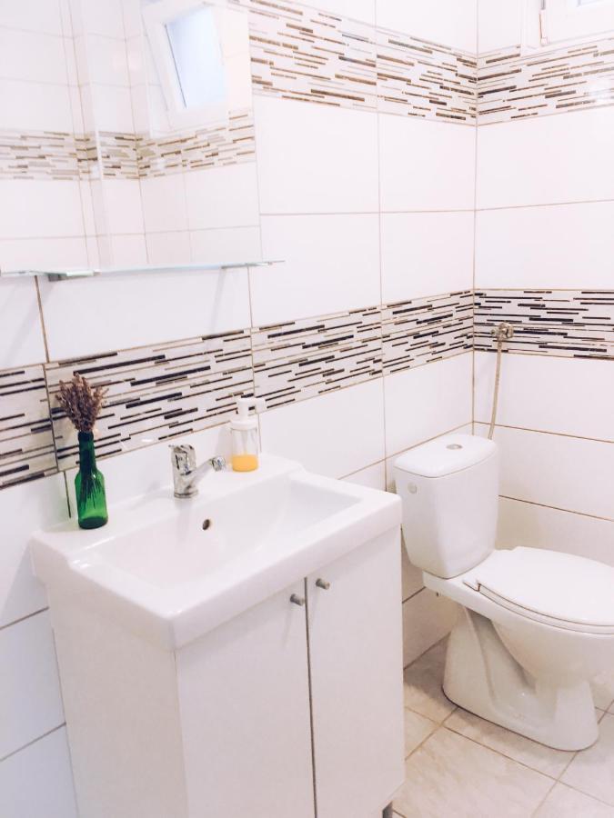 Yellow House Experience Aparthotel Pag Island Bagian luar foto